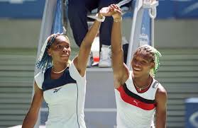 Love game from serena to wrap up the opening set, one set away from a 7th ao. Venus Vs Serena A Sibling Rivalry By The Numbers The Washington Post