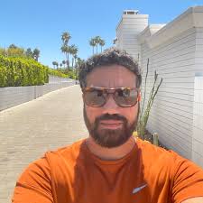 Who can help with solar panel installation in Montebello, CA?