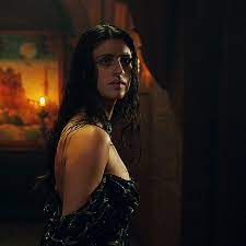 Son reales las escenas de desnudo de Anya Chatlora en The Witcher? - Quora