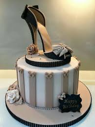 Pin Von Creazioni By Lisa Auf Torte Madchen Kuchen Kuchen Stil Geburtstagstorte