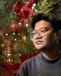 Don't ever let anyone tell you that fairy tales aren't real. I drink a  potion made from magic beans every day, and it brings me back to life.