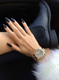 Der gutschein gilt nicht für bereits rabattierte produkte und kann nur vor abschluss des bestellvorgangs. 33 Super Ideen Fur Nageldesign In Schwarz Archzine Net