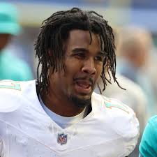 Dolphins rumors: What NFL execs expect for Jaylen Waddle trade