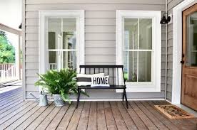 30 Cozy Farmhouse Porch Decor Ideas You Can Replicate Front Porch Seating Porch Design Front Porch Decorating