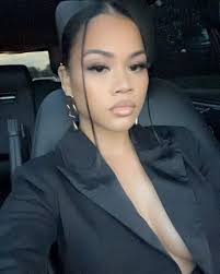 Finding my own frequency ✨ , #Virgo ♍️🖤 9/4