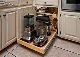 Plus De 30 Idees Uniques De Rangement Dans La Cuisine Que Vous Pouvez Appliquer Dans Votre Cui Meuble Rangement Cuisine Rangement Cuisine Placard Angle Cuisine