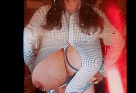 Heather Beck on X: FIIIINALLY. After a few years of Instagram, and with  the platform becoming gradually more puritanical, I get to flash my first  nip on social media. Its a bit