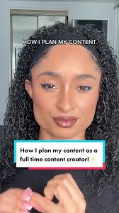 How I plan my content as a full time content creator! Comment down bel...