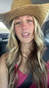 Jacklyn Stark's Instagram, Twitter & Facebook