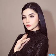 Người mẫu Kiều Thị Thúy Hằng