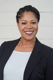 Tiffany Slater's Instagram, Twitter & Facebook