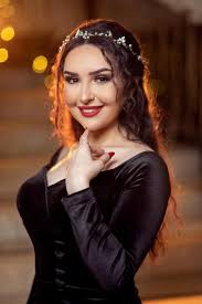 الفنانة شهد ياسين اسمها الحقيقي هناء ياسين محيبس ولدت في مدينة البصرة جنوب العـراق، وقد انفصلت والدتها عن والدها وهي في سن الثامنة من عمرها عاشت مع والدتها في. Ù…ÙŠØ¯Ù„ÙŠ Ù„Ø£Ø´Ù‡Ø± Ø£ØºÙ†ÙŠØ§Øª Ø¹Ø¨Ø¯ Ø§Ù„Ø­Ù„ÙŠÙ… Ø­Ø§ÙØ¸ Ø¨ØµÙˆØª Ø´Ù‡Ø¯ Ø¨Ø±Ù…Ø¯Ø§ Ø¨Ø°ÙƒØ±Ù‰ ÙˆÙØ§ØªÙ‡ Et Ø¨Ø§Ù„Ø¹Ø±Ø¨ÙŠ