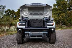 Production begins in late 2021 and the ev 3x goes on sale in fall 2022, the ev 2x in spring 2023, and the ev 2 in spring 2024. 2022 Gmc Hummer Ev Ultimate Capability Revolutionary Performance Go Green A Cyber Gear Initiative For Living A Green Lifestyle