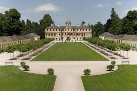 48 sehenswerte im land und wir bringen sie ganz nah heran: Schloss Favorite Rastatt Schloss Garten
