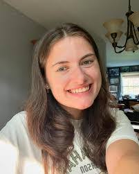 Anna Holden's Instagram, Twitter & Facebook