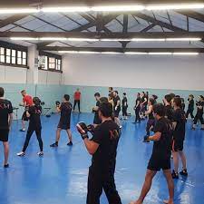 3,904 likes · 42 talking about this. Clases De Defensa Personal Para Mayores En Barcelona