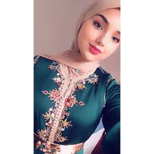 أصغر وأجمل مصممة أزياء مغربية Ameeinaa Caftan Caftan2018 Caftan Marocain Beldi Fashion Maman Djel Womens Fashion Dresses Casual Hijab Fashion Fashion