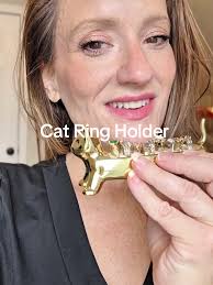 Stylish Cat Ring Holder for Jewelry Organization