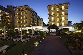 The hotel svezia & scandinavia situated in a quite position, overlooking the sea, offers a private section of beach with facilities free hotel svezia & scandinavia. Svezia Scandinavia