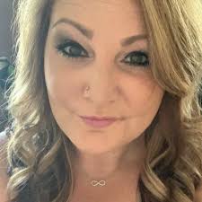 Kayla Messinger (@KaylaMessinger)