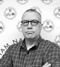 Raymond Goad's Instagram, Twitter & Facebook