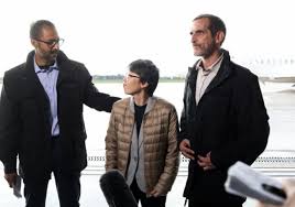 Depuis trente ans, les maisons proposent un service personnalisé du premier contact jusqu'au retour, attirant plus de 15 000 voyageurs par an. Pasidupes Otages Liberes Au Burkina Des Zones D Ombre Persistent