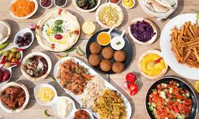 La cuisine turque bénéficie de l'héritage ottoman et est à la charnière des saveurs asiatiques, orientales et méditerranéennes. The Best Of Turkish Cuisine Restaurant Derya Guarantees Delicious Traditional Turkish Dishes