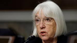 Washington Sen. Patty Murray becomes first woman to cast 10,000 votes in  the Senate