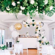 Venue Thestablesofcomo Zbyzahrah For Photography Hanging Greenery By Fleuration Cake By Baby Shower Themes Baby Shower Decorations Tropical Baby Shower