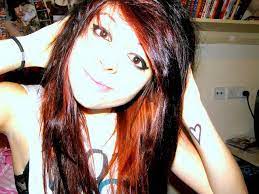 Black hair dye with the perfect balance of lightness, darkness, and tone. Black And Red Hair Black Red Hair And Brown Eyes Image 146937 On Favim Com