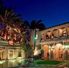 **when booking your date please click on the beginning date and end date then hit the book now button to proceed to checkout.**. Gianni Versace 125 Millionen Dollar Schwere Villa Unterm Hammer Welt