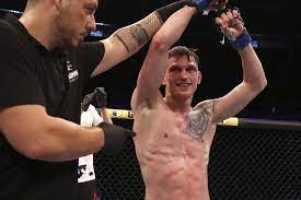 David dvorak picked up a quick submission win over juancamilo ronderos. David Dvorak Ufc