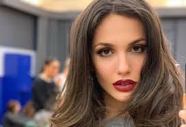 Non ho tradito mia moglie. I Professionisti Di Amici 2019 Elena D Amario Davidemaggio It