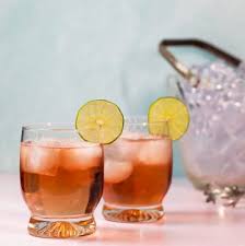 It's frequently tossed into a mix merely for its alcohol content, and there absolutely are quality vodkas on the market with nuanced flavor and. 27 Easy 3 Ingredient Cocktail Recipes Sidewalk Shoes