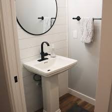 Check spelling or type a new query. 75 Beautiful Farmhouse Powder Room With A Pedestal Sink Pictures Ideas July 2021 Houzz