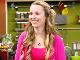 She is the new kid of tribeca prep in pop me and we both go down and starts dating justin in that episode. Juliet Van Heusen Disney Wiki Fandom