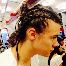 If we're not admiring his dreamy smile or enchanting vocals, then we're definitely looking at that hair. Celebrity Beauty One Direction S Harry Styles Wears French Braid Glamour