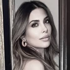 Sheila Ali (@sheilazali)