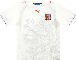 Football logo in flat design. 2006 08 Czech Republic Away Shirt Excellent M Classic Retro Vintage Football Shirts