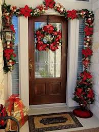 Como Decorar Tu Puerta En Navidad De 50 Fotos De Puertas Decoradas Navidenas Pequeocio Puertas Decoradas De Navidad Decoracion De Puertas Navidenas Puerta De Navidad