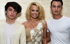 Памела дениз андерсон ( род. Kem Stali Deti Pamely Anderson Detskoe Radio Baby Fm Yandeks Dzen