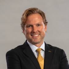 heath thomas (@h_a_thomas)