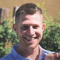 8 "Simon Knobel" profiles