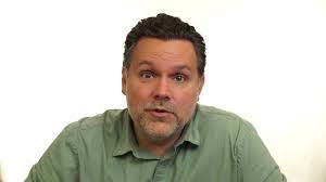 Trent Reynolds's Instagram, Twitter & Facebook