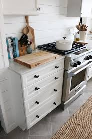 match kitchen hardware finishes