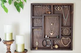 Diy chair jewelry display by dismount creative (diy version of this urban outfitters one. Diy Wooden Jewelry Holder Diy Huntress