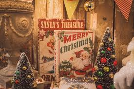 Make your festivities more fun with a game of christmas trivia questions and answers or use our trivia lists for a christmas trivia quiz. A Christmas Story Trivia 60 Questions And Answers About The Story Cast And Production