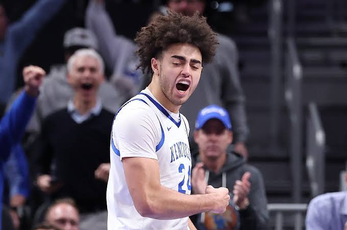 Twitter celebrates Malachi Moreno returning to Kentucky Wildcats | A Sea Of  Blue