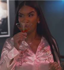 Patterns of aggressive cast members being dismissed