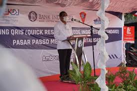 Di samping batu karang tersebut, terdapat pantai pasir putih dengan air yang sangat jernih. Pasar Transit Passo Jadi Pasar Digital Pertama Di Ambon Pemerintah Kota Ambon